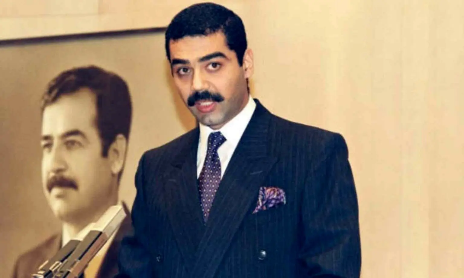 «عدی صدام حسین» به همراه اعضای گارد ریاست جمهوری عراق در کویت؛ سال 1369