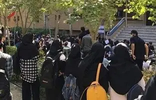 معاون وزارت بهداشت: تمامی دانشجویان اخراجی به کلاس‌ها برگشتند
