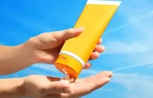 ۵ ضد آفتاب مینرال و طبیعی برای کسانی که به پوستشان اهمیت می‌دهند!