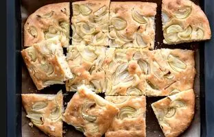 طرز تهیه نان پیاز ایتالیایی؛ یک پیش‌غذای خوشمزه و خاص