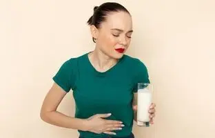 شیر پرچرب یا کم‌چرب؛ کدام‌یک برای بیماران مبتلا به سندرم روده تحریک‌پذیر مناسب‌تر است؟ 