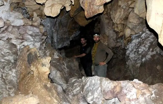 کشف غار در حیاط یک خانه روستایی در کاشان
