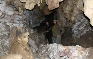 کشف غار در حیاط یک خانه روستایی در کاشان
