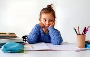 با تکلیف ننوشتن بچه ها چه کنیم؟