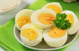 آیا مصرف تخم مرغ برای قلب ضرر دارد؟
