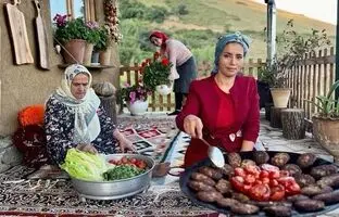 پخت کتلت با پلو به روش مادر و دختر روستایی گیلانی