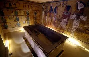 کشف مجسمه نامدارترین فرعون مصر