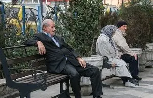جزییات جدید درباره افزایش سن بازنشستگی/ چه افرادی در ۳۵ سالگی بازنشسته می شوند؟