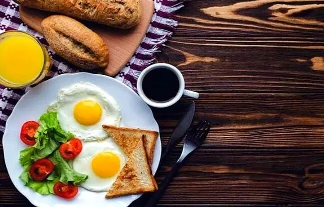 صبحانه چه بخوریم که تا ظهر احساس گرسنگی نکنیم؟