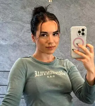 ابتلا به بیماری گوشتخوار در اثر انجام عمل زیبایی + عکس