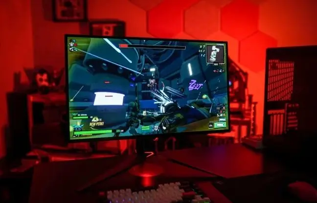 بهترین نوع نمایشگر OLED برای گیمینگ کدام است؟
