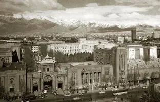 فروش سطلی آب در تهران؛ سطلی 2 ریال + عکس