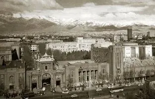 فروش سطلی آب در تهران؛ سطلی 2 ریال + عکس
