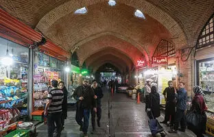 بازاری قجری در تهران که هنوز هم رونق دارد