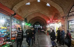 بازاری قجری در تهران که هنوز هم رونق دارد