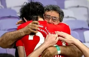 عکس احساسی از سردار آزمون در کنار پدرش