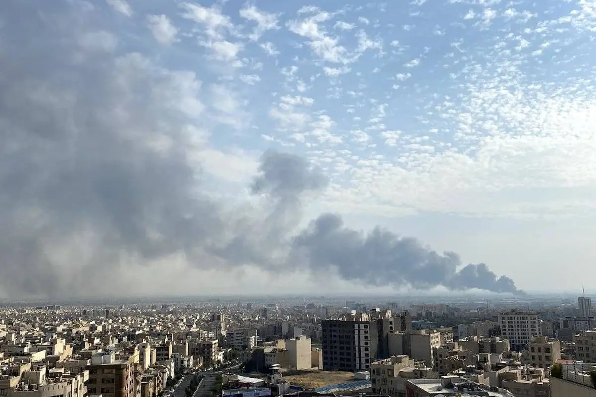 تصاویر آتش سوزی شادآباد تهران از نمای شمال شهر + تصویر