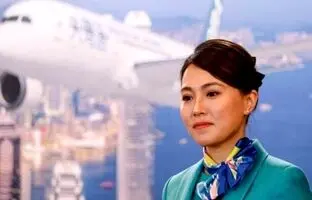 می‌دانید چرا خدمه پرواز به کفش مسافران نگاه می‌کنند؟