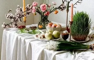 راهنمای سفره هفت سین ۱۴۰۴؛ چیدمان سفره هفت سین به سبک مدرن