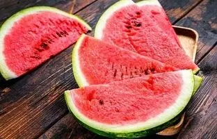 پیام‌های تبریک دوستانه و صمیمی یلدا ۱۴۰۳