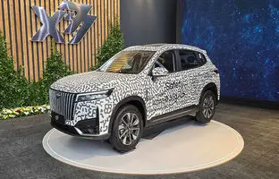  همه چیز درباره X77 مدیران خودرو؛ پرچم‌دار ام‌ وی‌ ام در راه ایران 