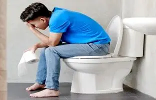 کمبود کدام ویتامین باعث یبوست می‌شود؟