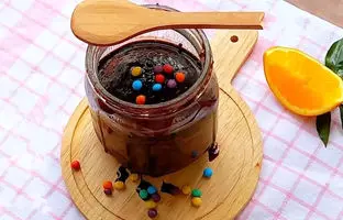 طرز تهیه کیک شیشه ای؛ کیک خیس شکلاتی + ویدئو