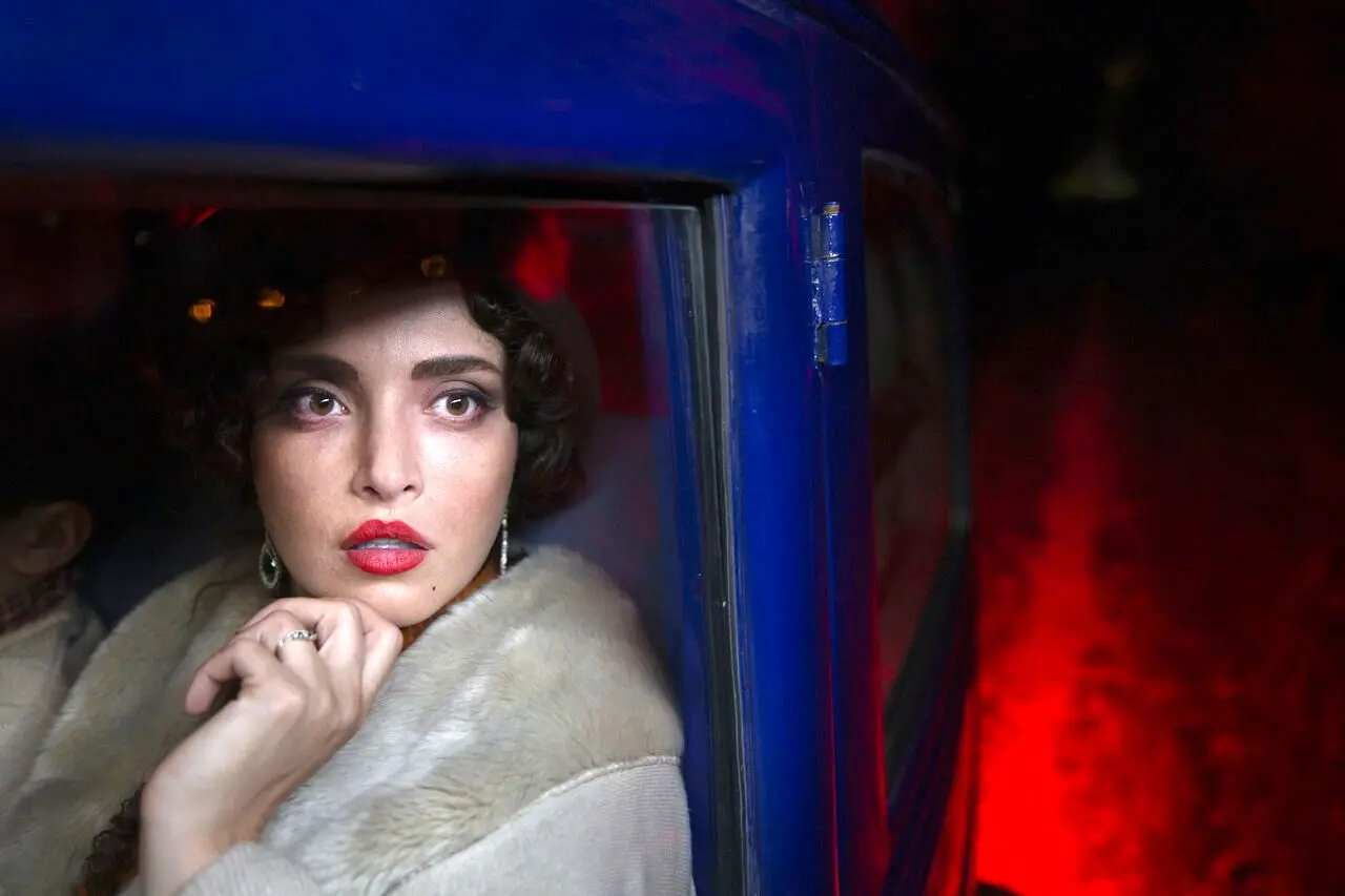 تابستان امسال «سووشون» ببینیم یا «شکارگاه» ؟ کدام سریال تاریخی شبکه نمایش خانگی بهتر است؟