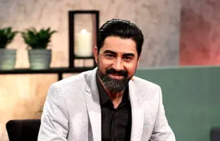 مولانا خوانی محمدرضا علیمردانی در مراسم ازدواج مریم مومن و سهیل قاصدی