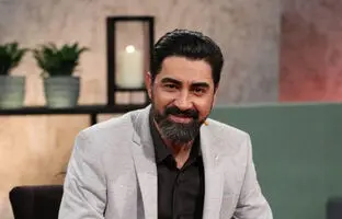 مولانا خوانی محمدرضا علیمردانی در مراسم ازدواج مریم مومن و سهیل قاصدی