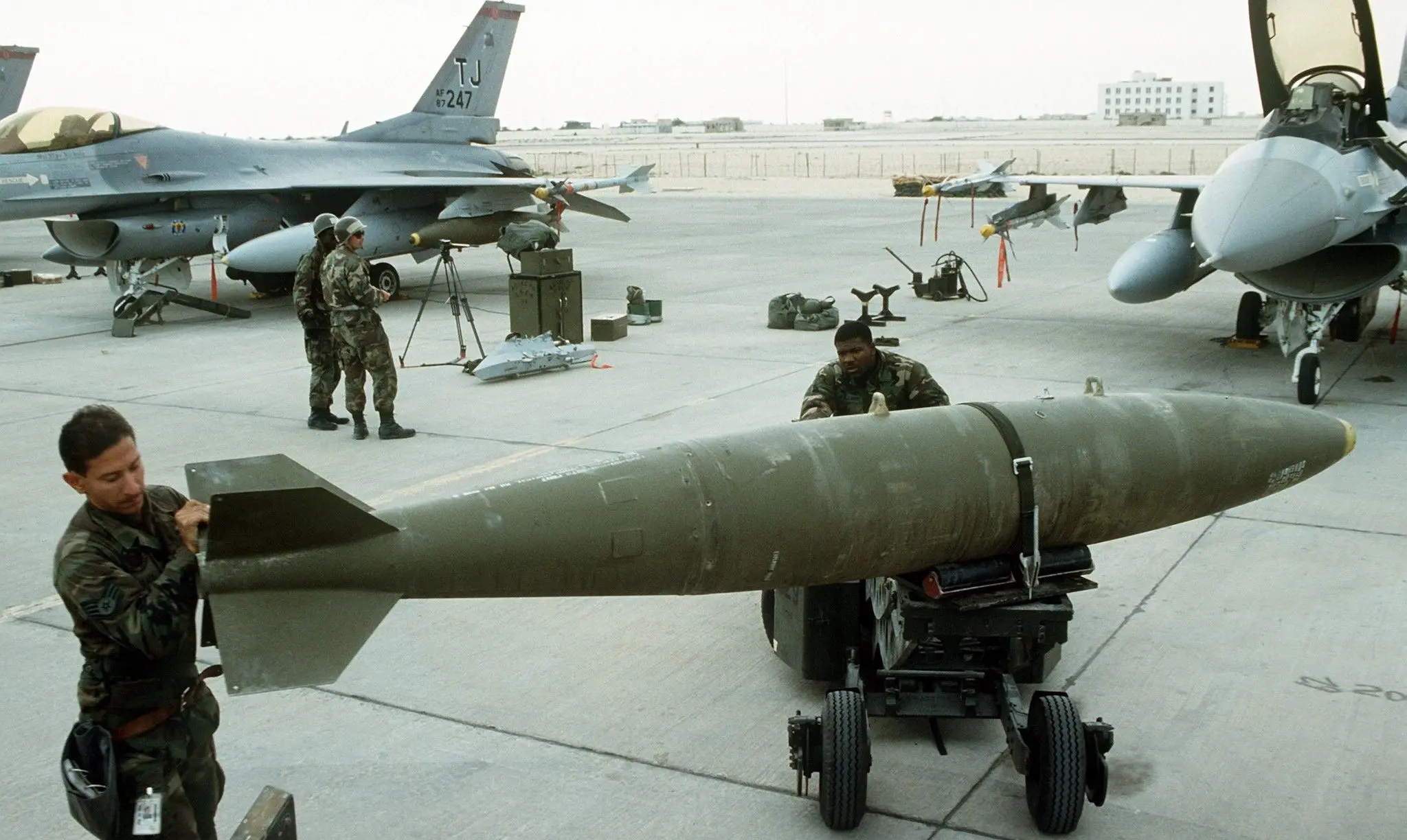 (ویدئو) ویژگی های بمب mk84 ارتش اسرائیل