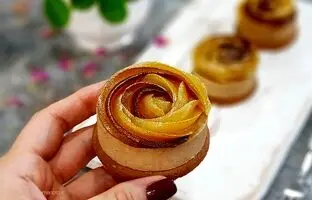  طرز تهیه حلوای سه آرد خوشمزه و مجلسی + ویدئو