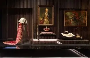 موزه گنجینه سلطنتی پرتغال؛ از جعبه تنباکو تا دوربین لاک پشت