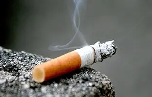 آیا استعمال سیگار در زمان روزه اشکال دارد؟