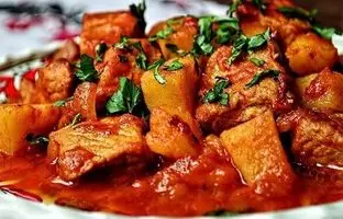 طرز تهیه و ترفندهای پخت تاس کباب با مرغ