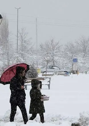 تعطیلی برخی مدارس مازندران براثر یخبندان