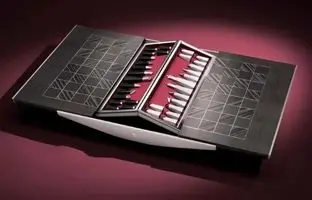 میز شطرنج ساخت رولزرویس/ یک هدیه با طراحی خاص برای خریداران لوکس‌ترین ماشین جهان