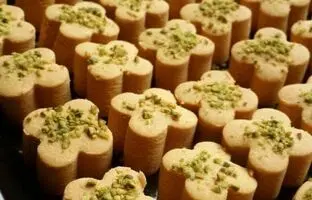 خوشمزه بپزید؛ طرز تهیه شیرینی نخودچی شکری 
