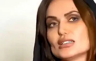 بدل ایرانی آنجلینا جولی از این بازیگر شکایت کرده و می خواهد از او غرامت بگیرد! + ویدیو