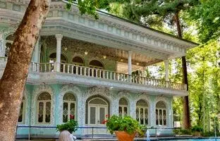  راهنمای سفر: قصری در زعفرانیۀ تهران که «زمان» در آن متوقف شده است
