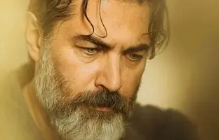 پارسا پیروزفر ۲۲ ساله در اولین فیلم سینمایی‌اش