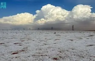 بارش تگرگ و برف در الجوف عربستان + تصاویر