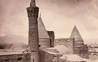 عکسی نادر از آرامگاه بایزید بسطامی در دوره قاجار