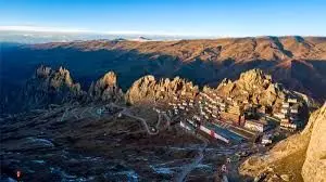 (ویدئو+ تصویر) شش قلعه؛ یکی از خاص ترین معابد جهان