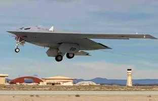 بمب‌افکنی که از «بی ۲» پیشرفته‌تر است