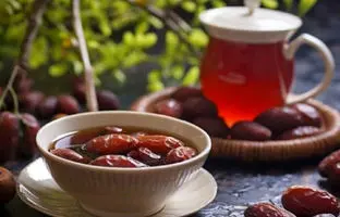 پاکسازی کبد با دمنوش معجزه‌آسای عناب و آویشن + ویدئو