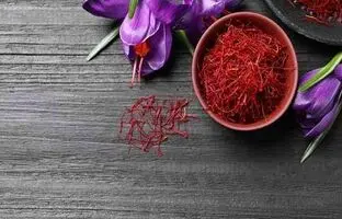 خواص درمانی زعفران؛ این افراد زعفران استفاده نکنند!