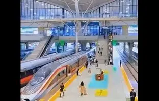 ایستگاه قطار پرسرعت چین + ویدئو