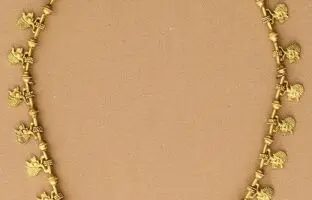 گردنبند طلای هخامنشی + تصویر
