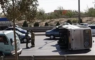 جزئیات واژگونی مینی‌بوس در اتوبان آزادگان